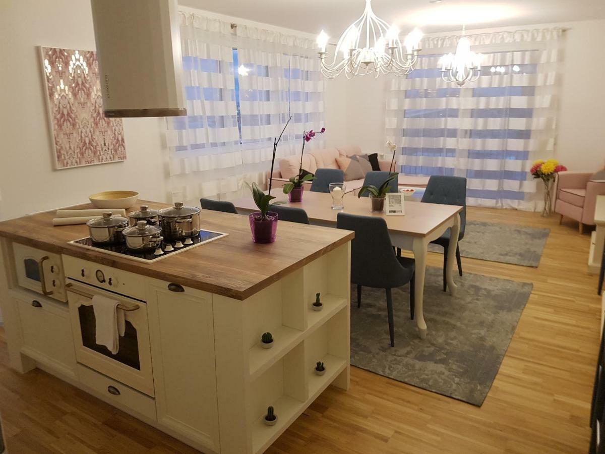 White Vintage Park View Apartment Wiedeń Zewnętrze zdjęcie
