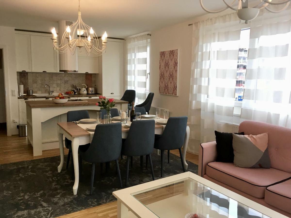 White Vintage Park View Apartment Wiedeń Zewnętrze zdjęcie