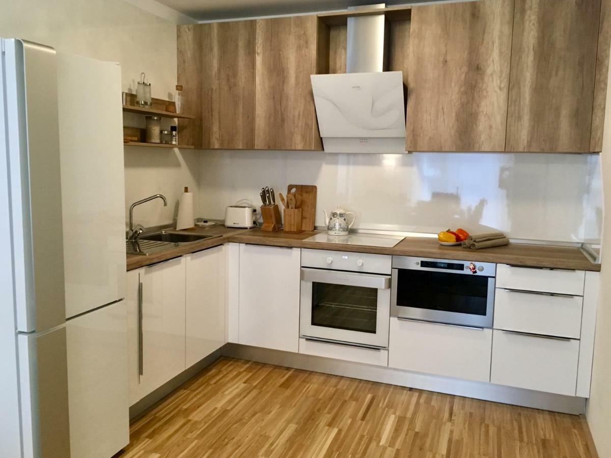 White Vintage Park View Apartment Wiedeń Zewnętrze zdjęcie